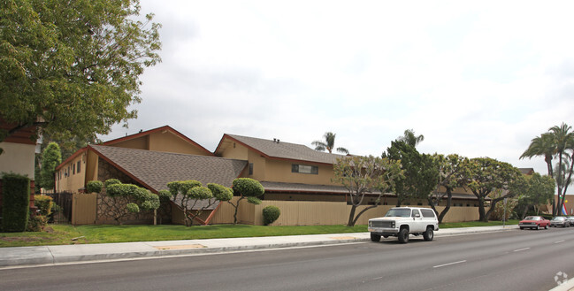 Building Photo - The Huntington at Pasadena