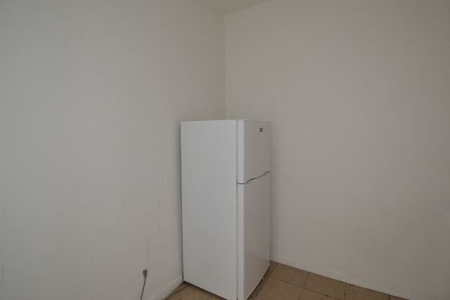 Foto del edificio - 4856 N Damen Ave