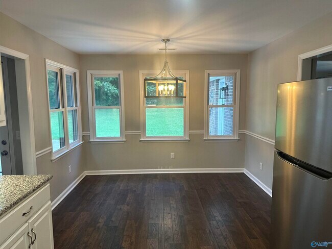 Foto del edificio - 101 Featherstone Ln SE