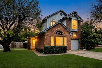 Building Photo - 16801 Gravesend Rd