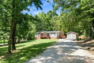 Building Photo - 326 Forest Lake Rd