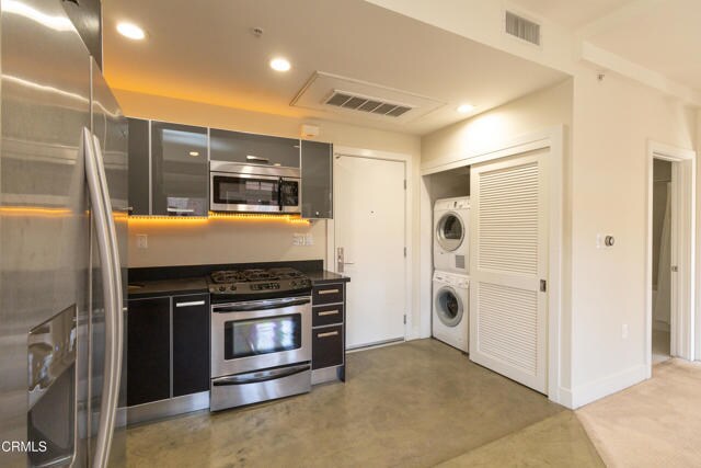 Foto del edificio - 139 S Los Robles Ave