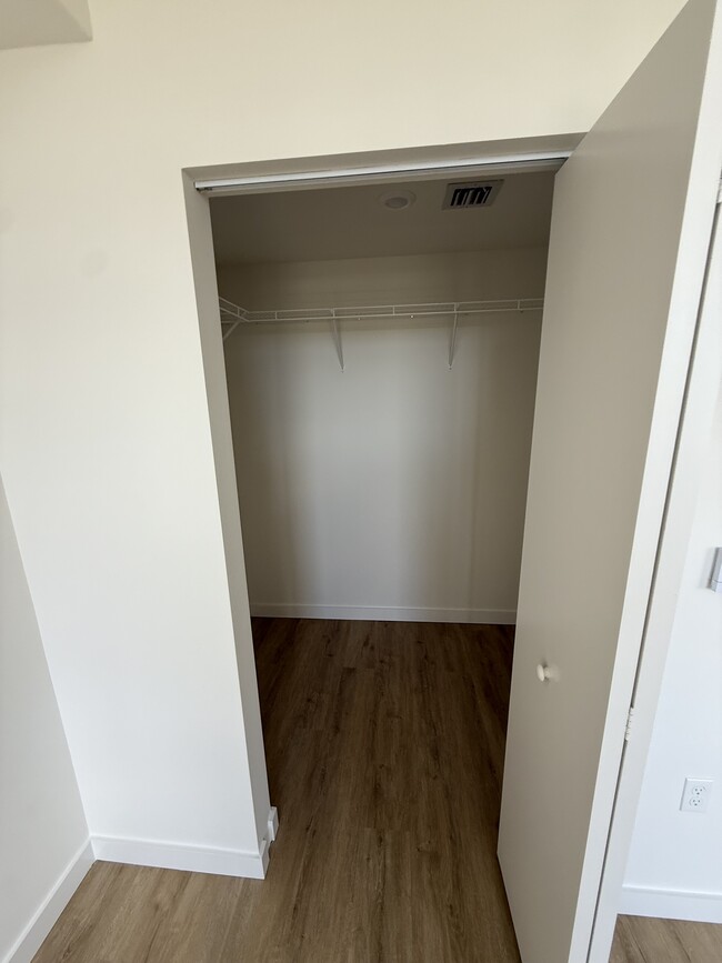 Foto del edificio - 922 E 28th St