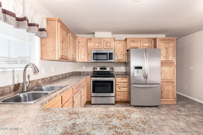 Foto del edificio - 2650 W Union Hills Dr
