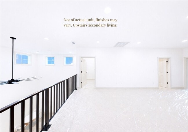 Building Photo - 5904 S Bellview Rd