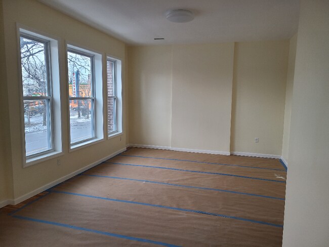 Foto del edificio - 181 Central Ave