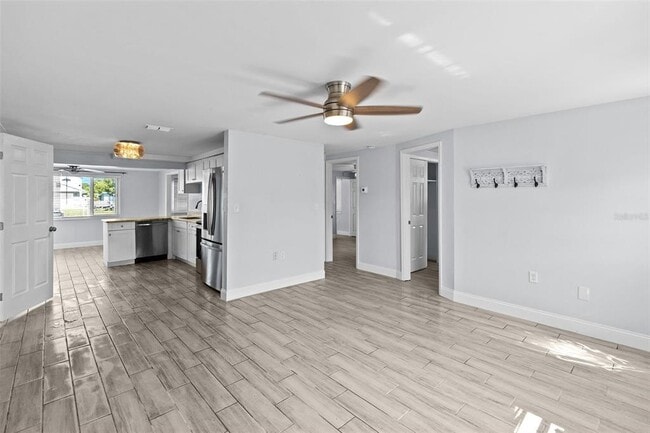 Foto del edificio - 13916 Sommers Ave