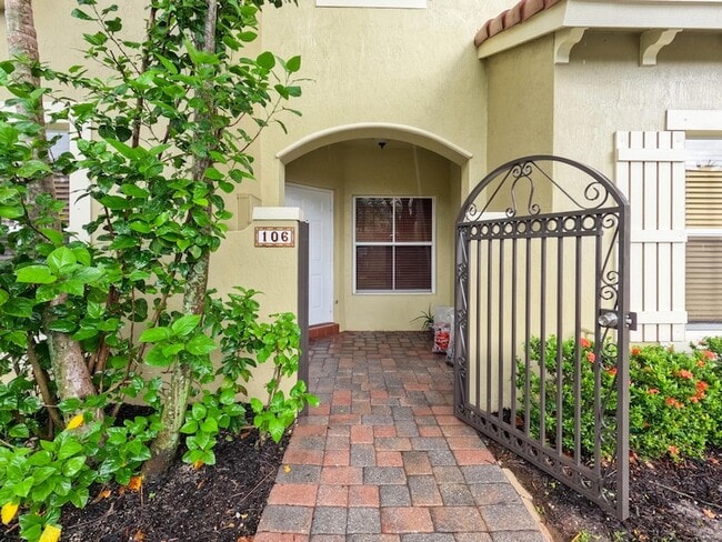 Photo - 106 Monterey Bay Dr Townhome