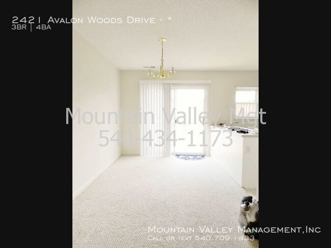 Foto del edificio - 2421 Avalon Woods Dr
