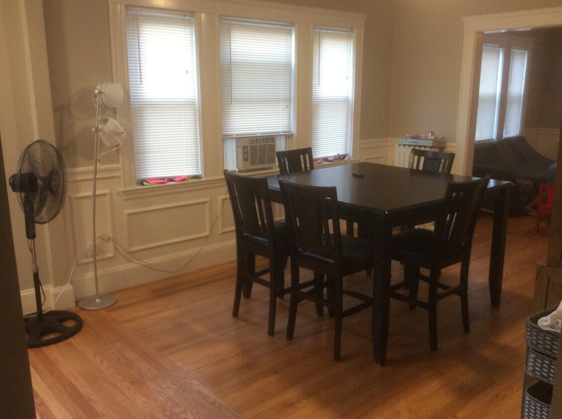 Foto principal - 63 Oakland St