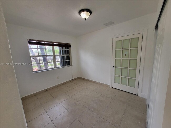 Building Photo - 15320 SW 298th Terrace