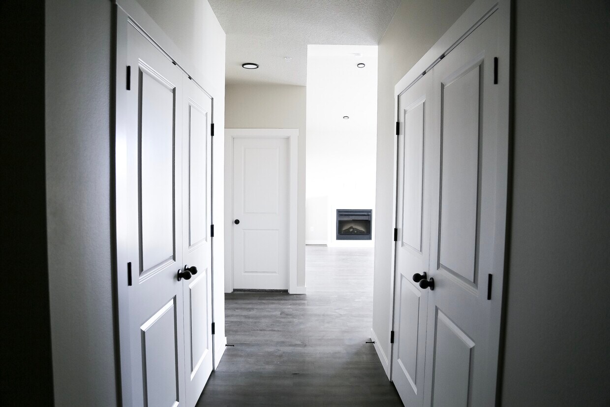 Foto principal - 4705 NE 66th Ave