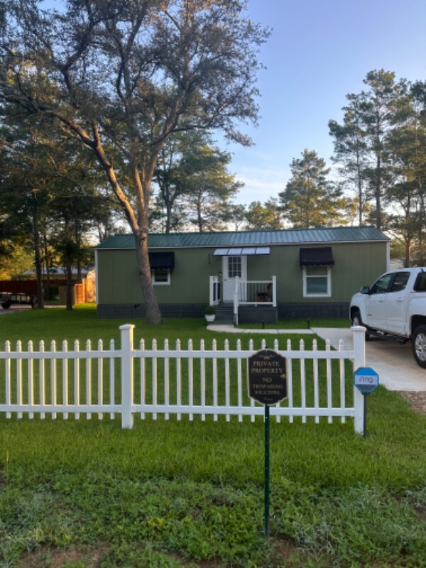 211 Passion Flower St, Defuniak Springs, FL 32433 House Rental in