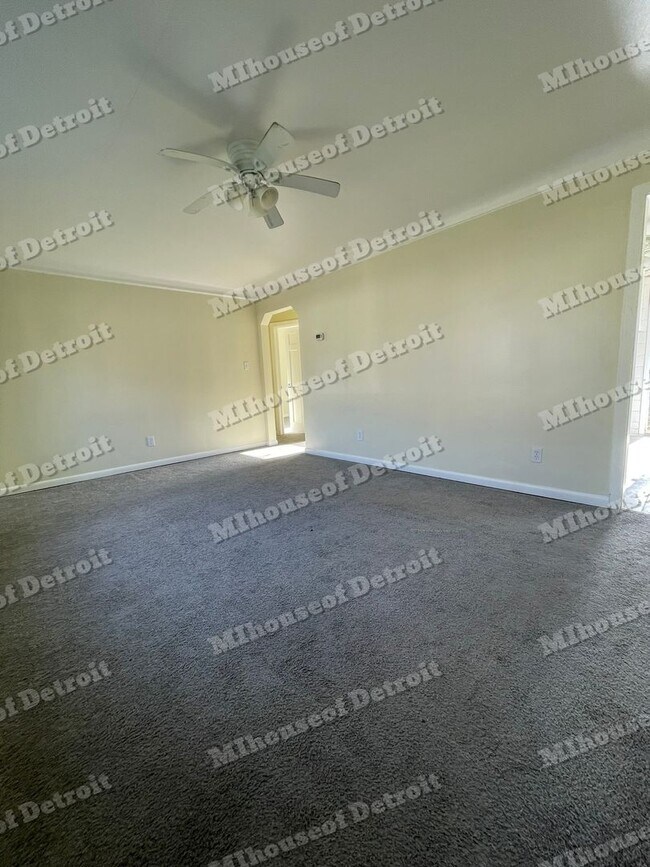 Foto del edificio - 17380 Lincoln