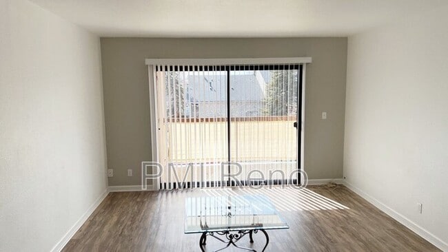 Building Photo - 2700 Plumas St