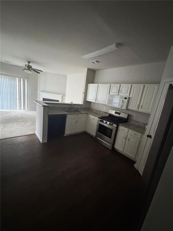 Foto del edificio - 950 Redwood Dr