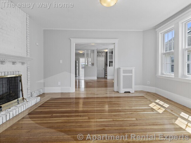 Photo - 14 Windsor Rd Unit #2 Apartment