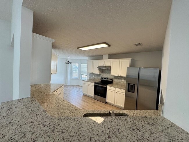 Foto del edificio - 3720 Crescent Walk Ln NE