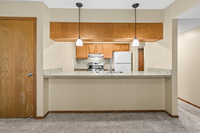 Isla - 2906 S 123rd St