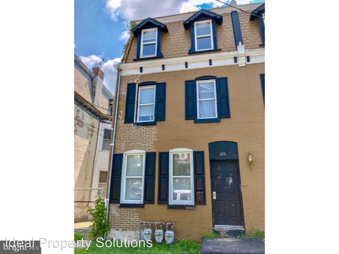 Primary Photo - 2316 N Market St