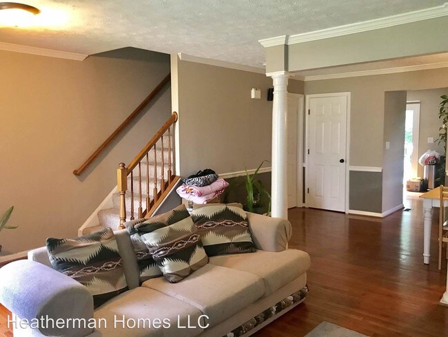 Foto del edificio - 3 br, 3.5 bath House - 209 Bentley Court