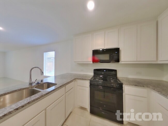 Foto del edificio - 1516 Clairborne Ct