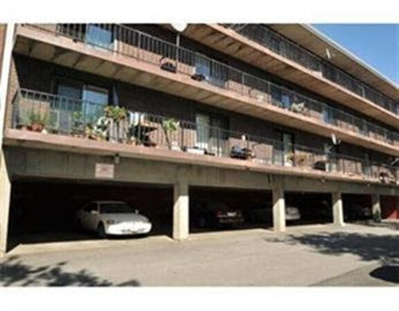 Foto del edificio - 40 Cochituate Rd