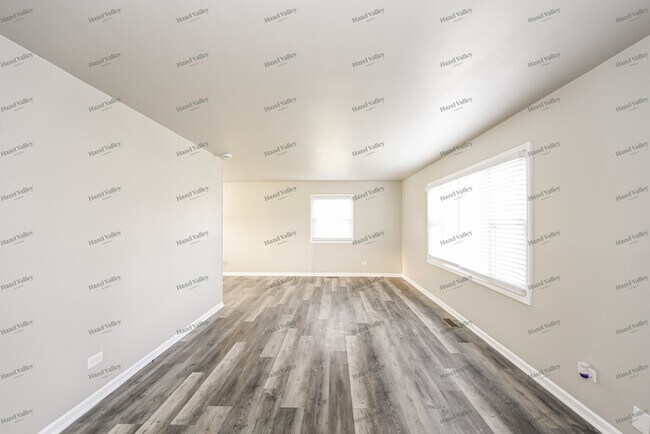 Foto del edificio - 302 Fulton Ln