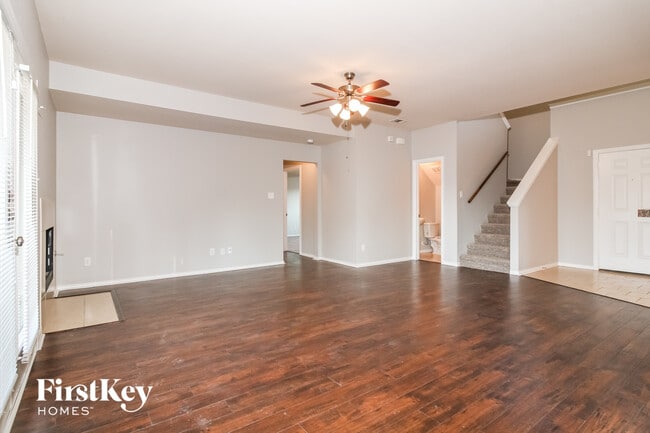 Building Photo - 1202 Jewel Ln