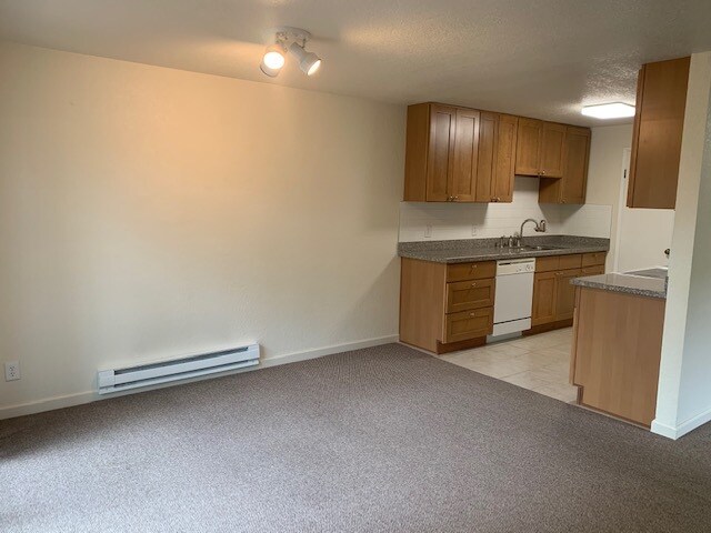Comedor/ cocina - 14009 35th Ave NE