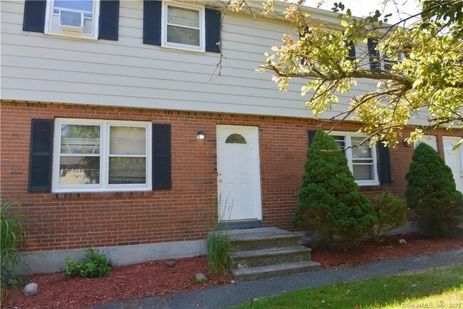 Foto del edificio - 83 Shawn Dr