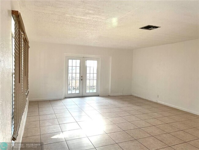 Foto del edificio - 8566 NW 23rd Manor