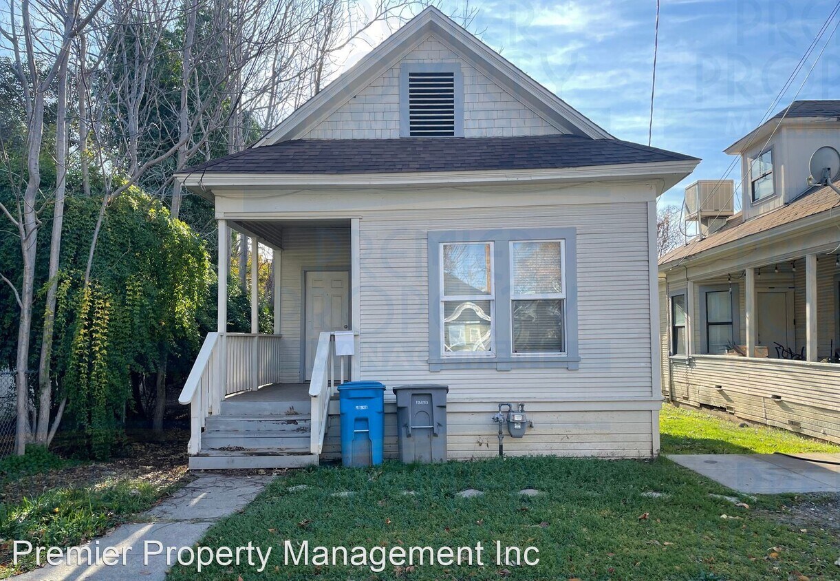 2 br, 1 bath House 1539 High St House Rental in Oroville, CA