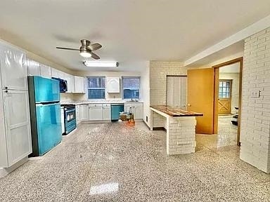 Foto del edificio - 902 Washington St