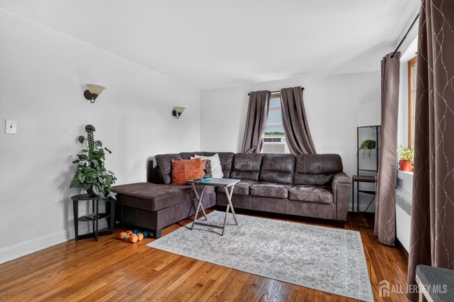 Building Photo - 41 Westervelt Ave