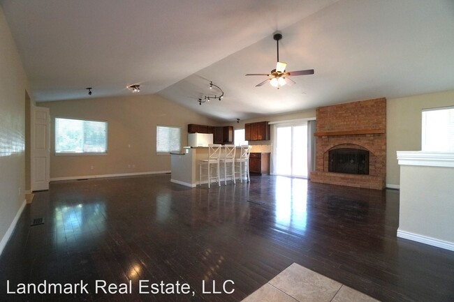 Foto del edificio - 5 br, 3 bath House - 4935 Iron Horse Trail