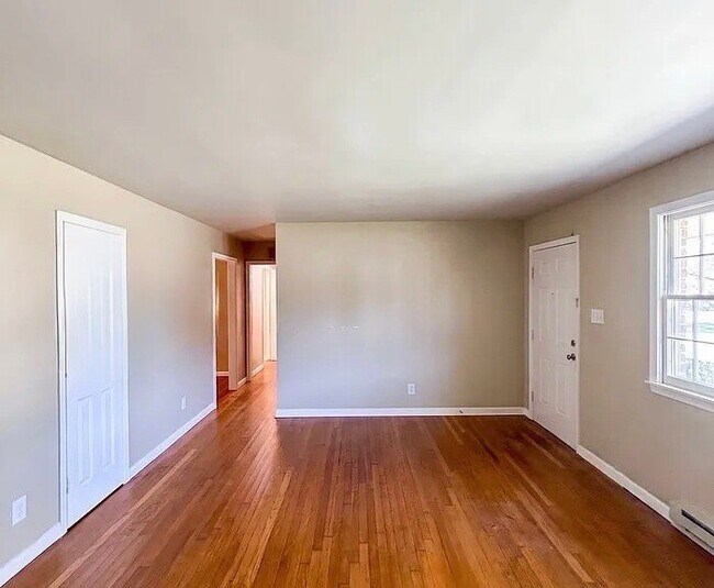 Foto del edificio - 10814 Bluebell Dr
