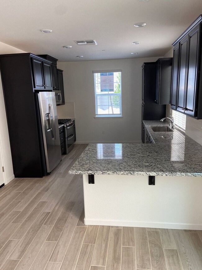 Building Photo - 217 Grandpre Pl