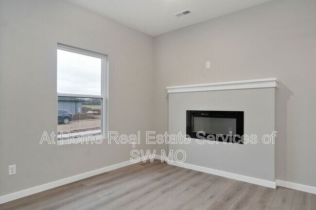 Foto del edificio - 4901 W Minota St