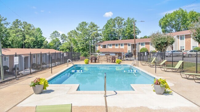 Building Photo - 1000 Beacon Pkwy E