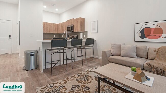 Building Photo - 5256 International Dr