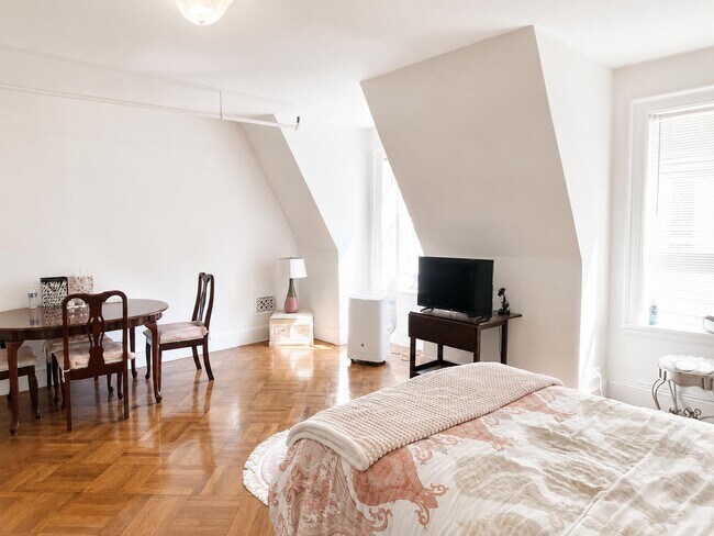 Foto del edificio - 309 W 107th St