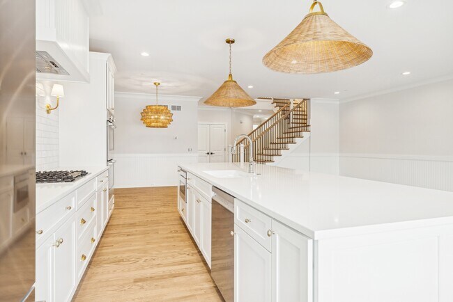 Foto del edificio - 6202 Flagg Creek Ln