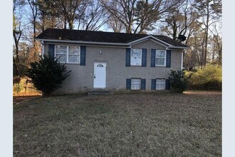 Building Photo - 6613 Stark Ct