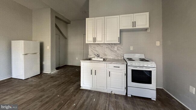 Foto del edificio - 5003 Penn St