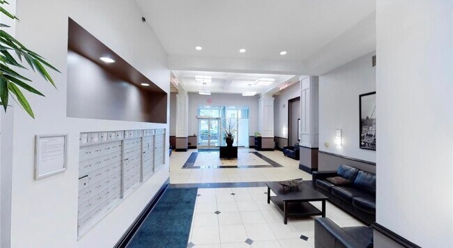 Lobby - 1501 Locust St