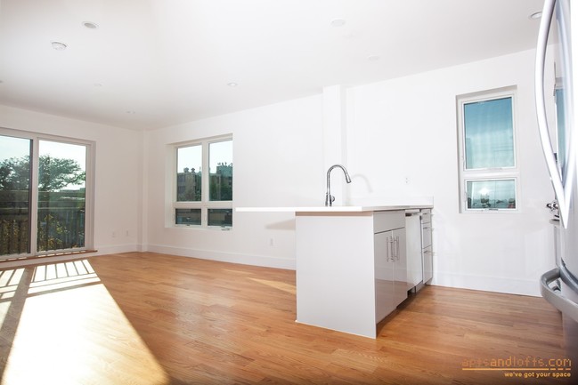 Building Photo - 6334 Fresh Pond Rd