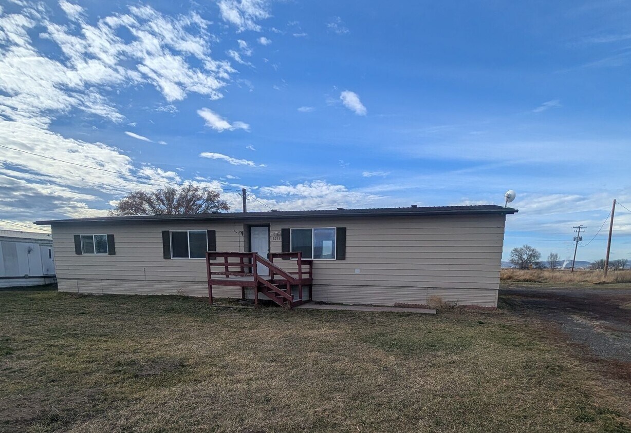 Foto principal - 8216 Homedale Rd