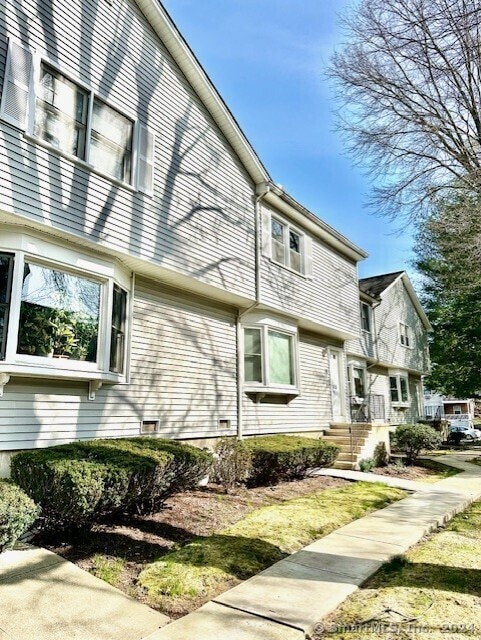 Building Photo - 265 Glendale Ave