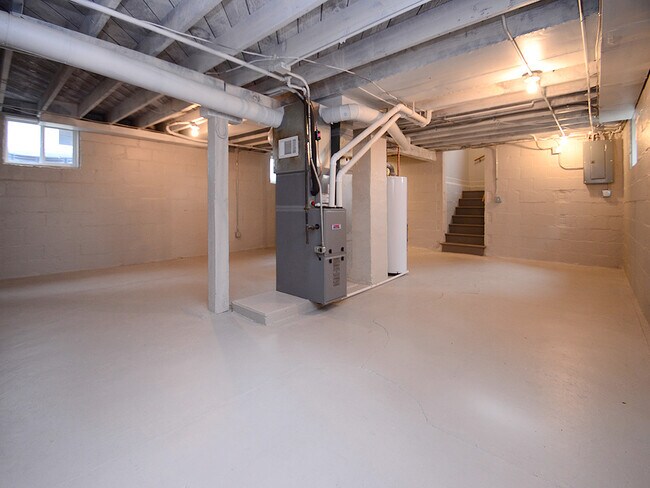 Building Photo - 2209 South 59th Street